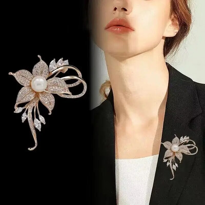 Vintažinės aukso spalvos dengtos gėlių segės moterims Vestuvių Kalnų krištolinis puokštė Bijoux Pins Drabužiai Papuošalai Priedai