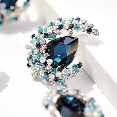 Vintažinės aukso spalvos dengtos gėlių segės moterims Vestuvių Kalnų krištolinis puokštė Bijoux Pins Drabužiai Papuošalai Priedai