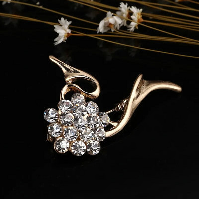 ZOSHI Multi Styles Kullatud prossid naistele Armsad kivist lilled, loomad, armastus, süda, õõnsad prossinõelad Naiste ehted