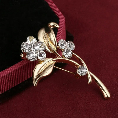 ZOSHI Multi Styles Kullatud prossid naistele Armsad kivist lilled, loomad, armastus, süda, õõnsad prossinõelad Naiste ehted