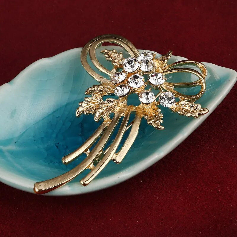 ZOSHI Multi Styles Kullatud prossid naistele Armsad kivist lilled, loomad, armastus, süda, õõnsad prossinõelad Naiste ehted