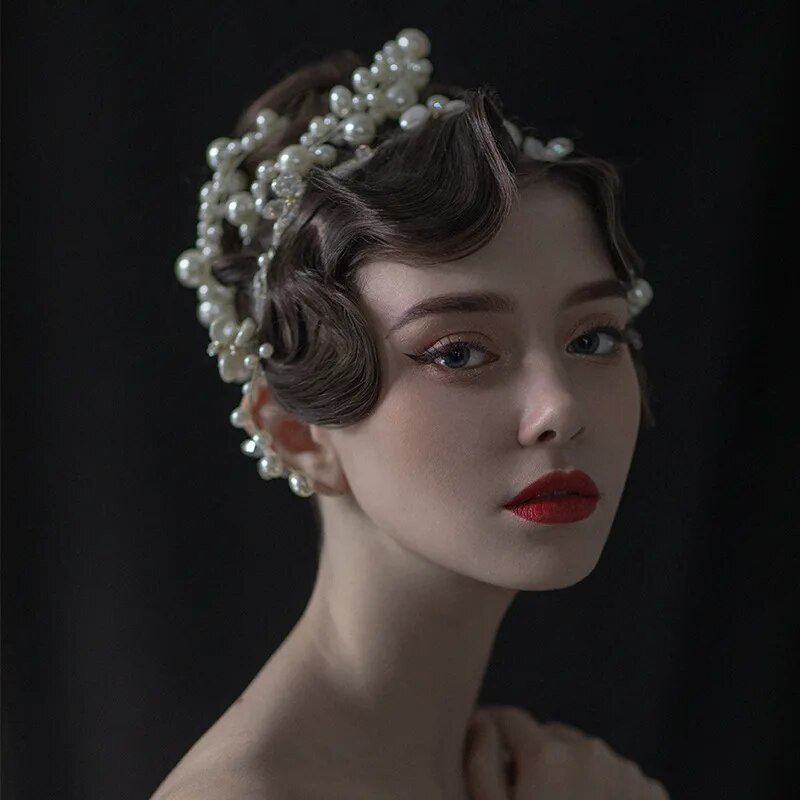 Vestuvinė plaukų juosta Didelių perlų plaukų papuošalai Sidabrinės spalvos galvos juostos Mados karalienės vakarėliui plaukų aksesuarai nuotakos plaukų segtukai