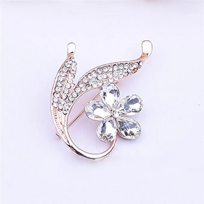 Jaapan ja Korea Kvaliteetne Südamekujulised Prossid Armastus Lill Rhinestones Prossid Tüdrukud Naised Imitatsioon Pärl Pross Korsage