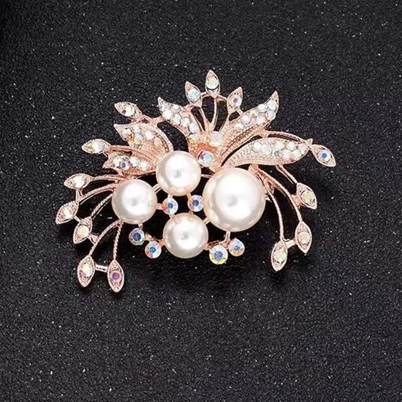 Jaapan ja Korea Kvaliteetne Südamekujulised Prossid Armastus Lill Rhinestones Prossid Tüdrukud Naised Imitatsioon Pärl Pross Korsage