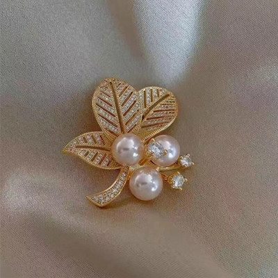 Klevo lapų sagės krištolo imitacijos perlų gėlių sagės segtukai moterims vestuvių nuotakos vakarėliui papuošalų segtukas naujas mados korsažas