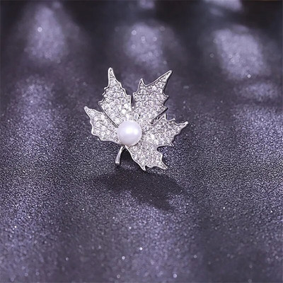 Klevo lapų sagės Krištoliniai Kalnų krištolai Lapeliai Sagė Perlų augalai Sagės Smeigtukai Moteriški Unisex Vestuvės Biuro papuošalai Dovana