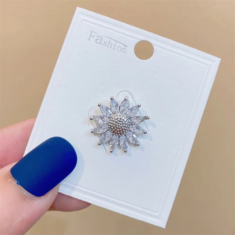 Kristallist päevalillest prossid naistele Metallist peegeldusvastane reväärinõel Lillepross Fikseeritud riidenõelad Kampsun mantel Aksessuaarid Kingitus