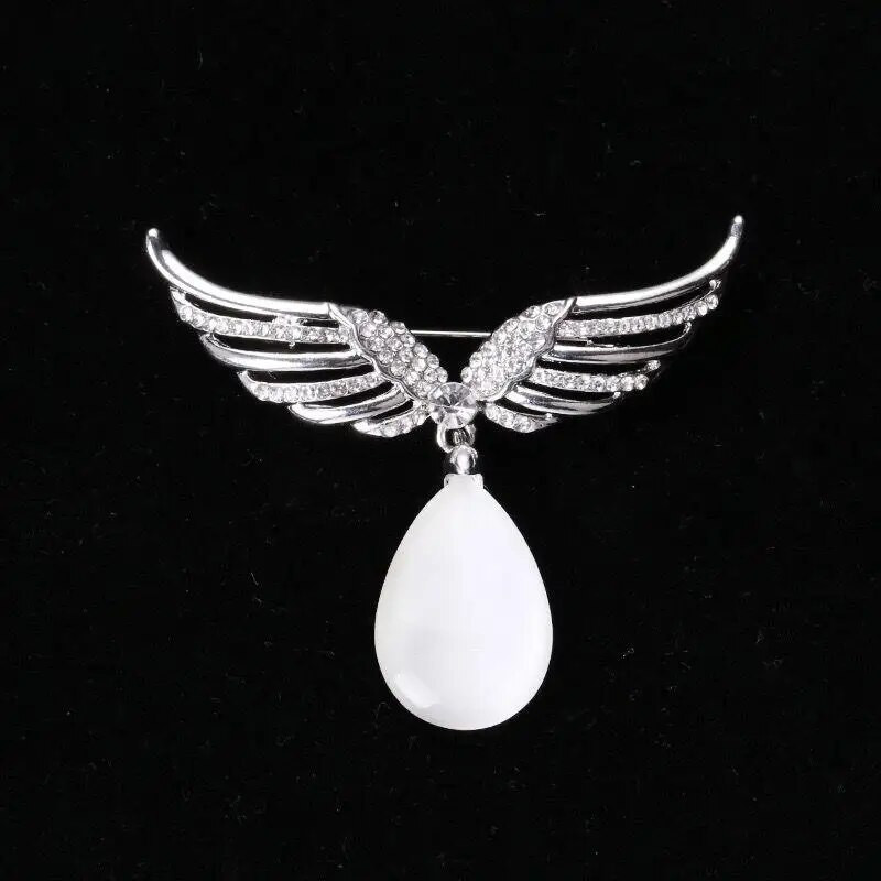 Jaunas Crystal Angel Wings Piespraudes Opāls Ūdens Pilienu Piespraudes Sievietēm Klasiskās rotaslietas Apģērbu Piespraudes Aksesuāri ballītes dāvana