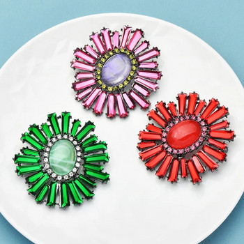 Wuli&baby Винтидж кристални кръгли брошки за жени Унисекс 3-цветен кристал с дворцов стил Парти Брошка за офис Игли Подаръци