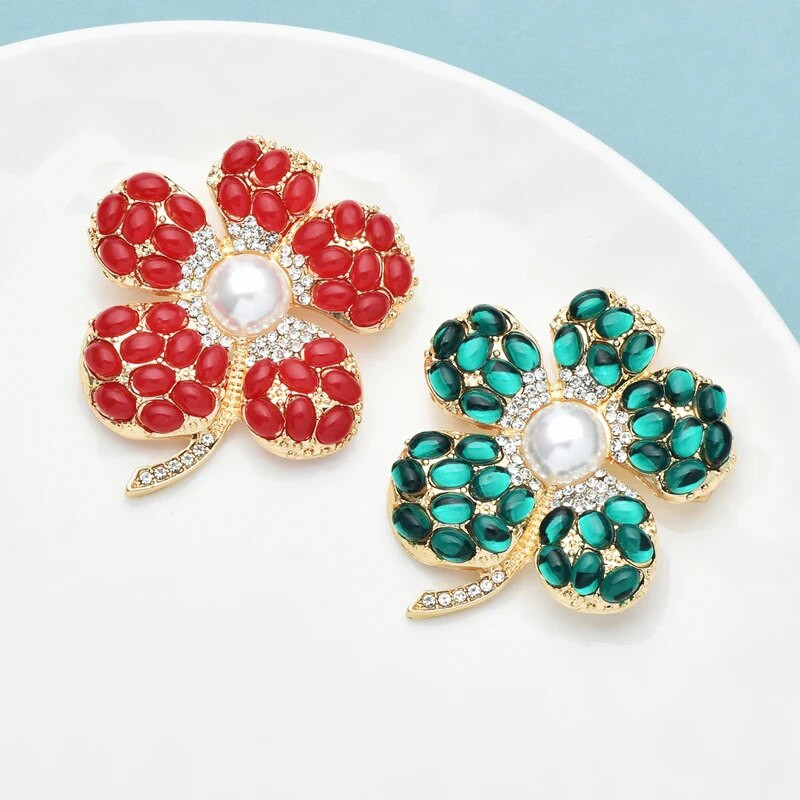 Wuli&baby Resin lilleprossid naistele Unisex 2-värvilised pärlid Ilutaimed Peokontori prossinõelad Kingitused