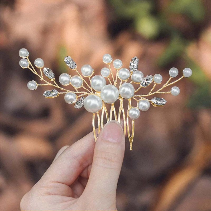 Menyasszonyi Fehér Gyöngy Hajfésű Elegáns Női Luxus ötvözet Mental Fésű Barrette Hercegnő Haj Kiegészítők Fejfedő Ékszerek