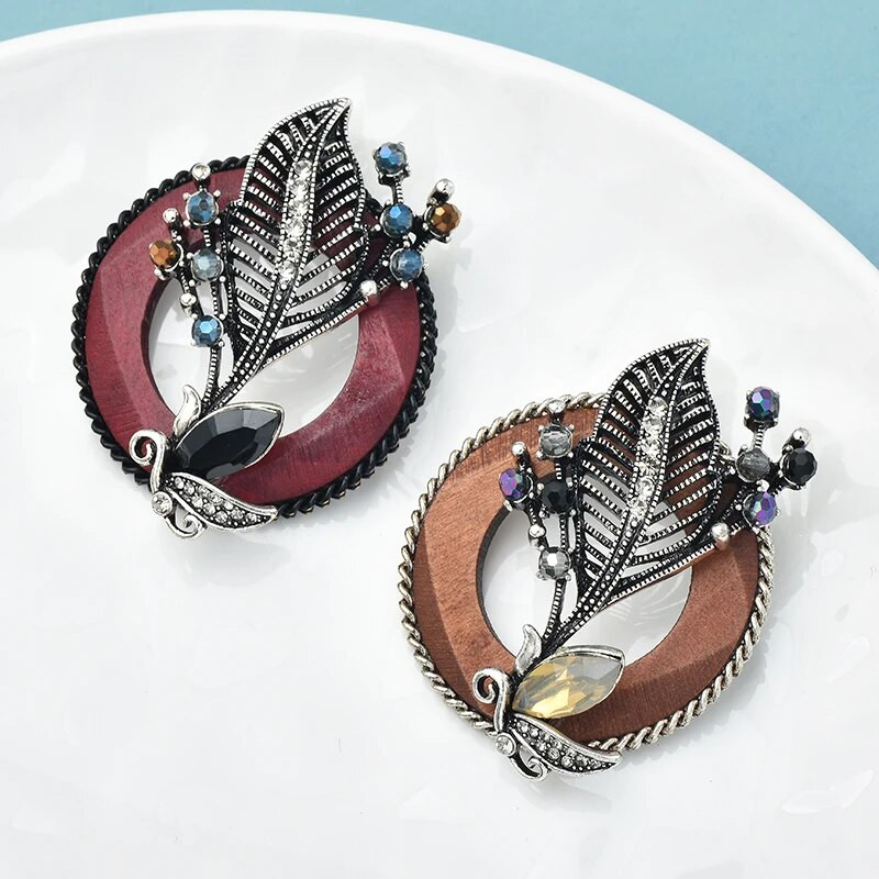 Wuli&baby käsitsi valmistatud vintage lilledega prossid naistele Unisex 2-värvilised puidust ümmargused lillelised peokontori prossinõelad Kingitused