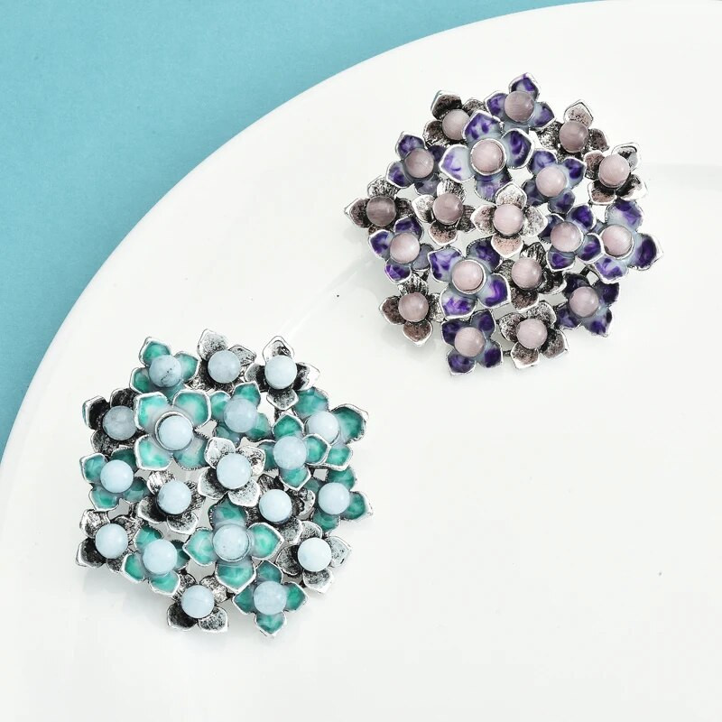 Wuli&baby natūralaus akmens apvalios gėlių sagės moteriškos unisex 2 spalvų emalio augalai vakarėliui biuro sagės smeigtukai Dovanos