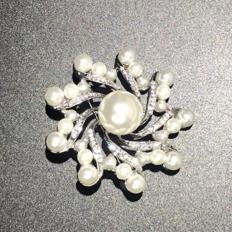 Wuli&baby biserni okrugli cvjetni broševi za žene 2 boje Jednostavno spajanje cvjetnih zabava Uredski broš igle Pokloni