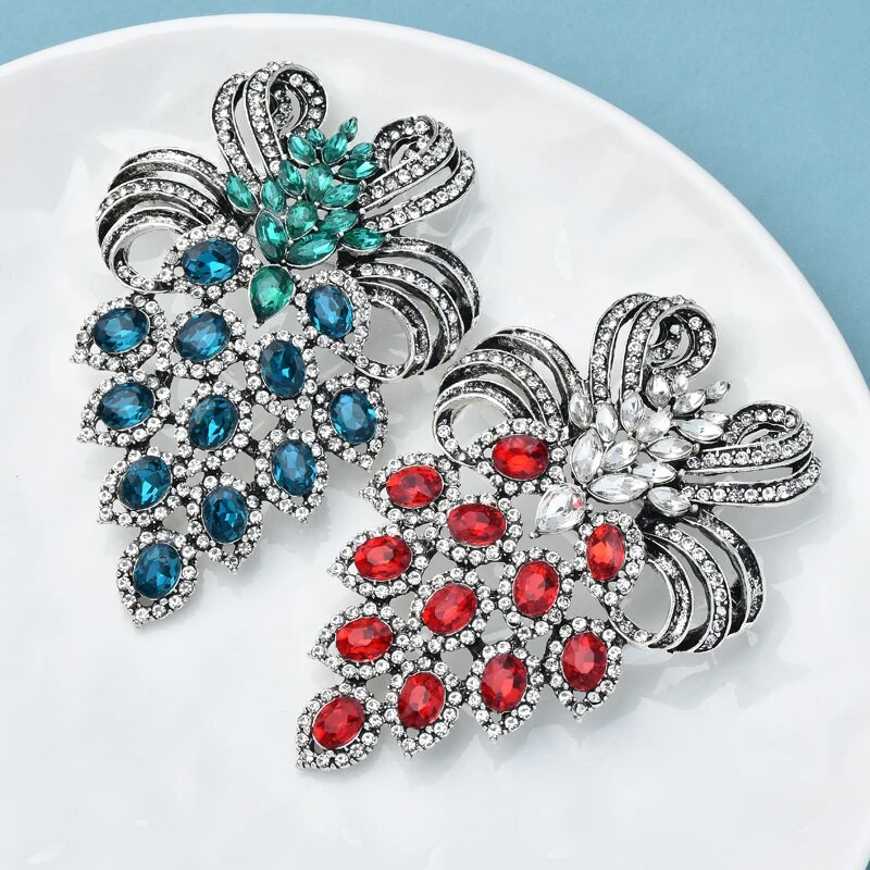 Wuli&baby Vintage Säravad Viinamarjast Prossid Naistele Unisex 2-värvilised Luksuslikud Puuviljad Lillepeo Kontori prossinõelad Kingitused