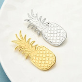 Wuli&baby 2-värvilised roostevabast terasest ananassist prossid naistele Unisex Fruits Plants Peokontori prossinõel Kingitus