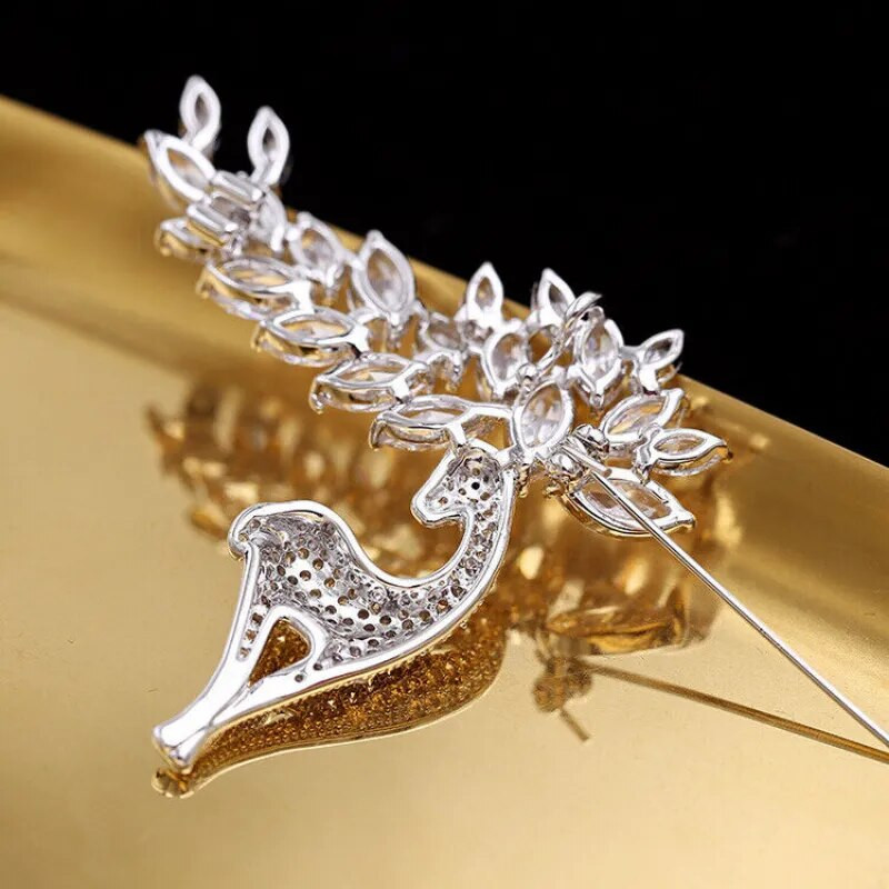 Vintage χριστουγεννιάτικα δώρα με καρφίτσα με καρφίτσα από ζωικό κρύσταλλο ζιργκόν