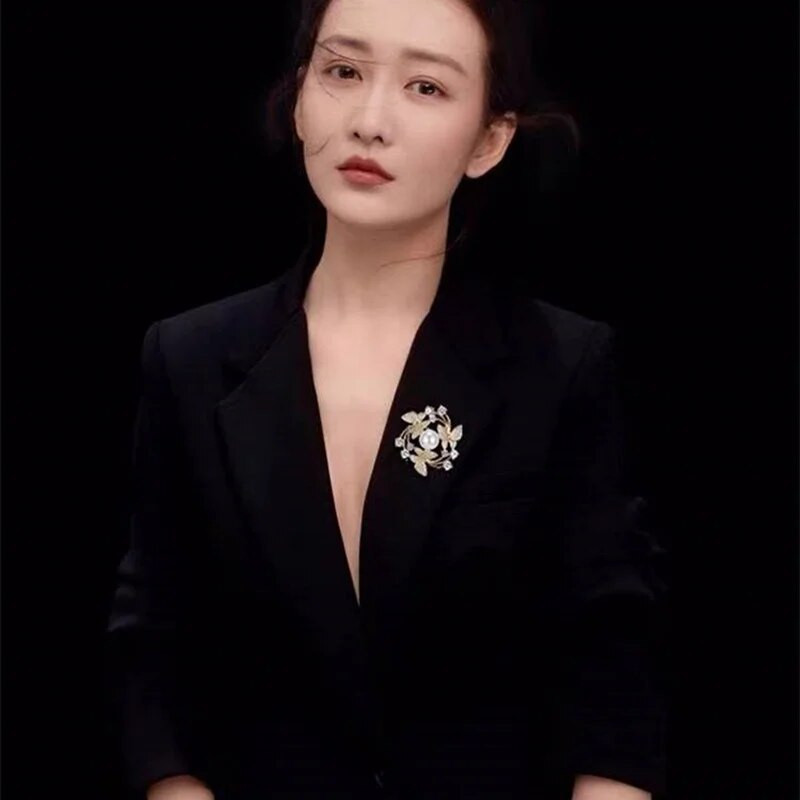 Temperament liblika pärg pross mood ehe ülikond pin kalliskivi inkrusteeritud helde pross