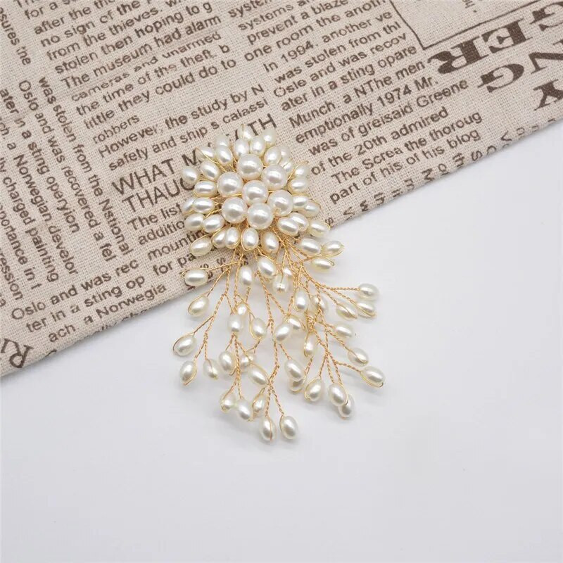 Perdėta elegantiška perlų gėlių sagė, ženklelis moterims, mergaitėms, madingi drabužiai, papuošalai, papuošalai, dovanos