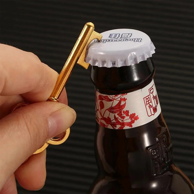 1 vnt Metalinis alaus butelio atidarytuvas Vestuvių dovana su gėrimų atidarytuvais raktų pakabukai Vestuvių vakarėlio dekoravimo reikmenys Suvenyras svečiams