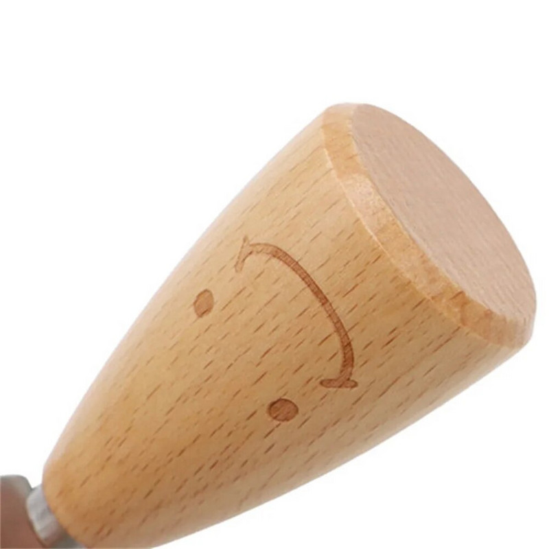 Puidust käepidemega roostevabast terasest pudeliavaja armas naeratav näomuster Kergesti käeshoitav professionaalne baarmen Eemaldage õllesoodakorgid