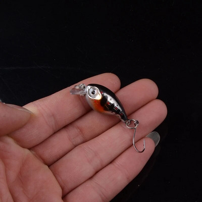 1 buc. Nalucă de pescuit Minnow 3,3 cm 2,2 g Crankbait Momeală dură Topwater Artificial Wobbler Bass Japonia Accesorii pentru pescuit cu muscă Ochi 3D