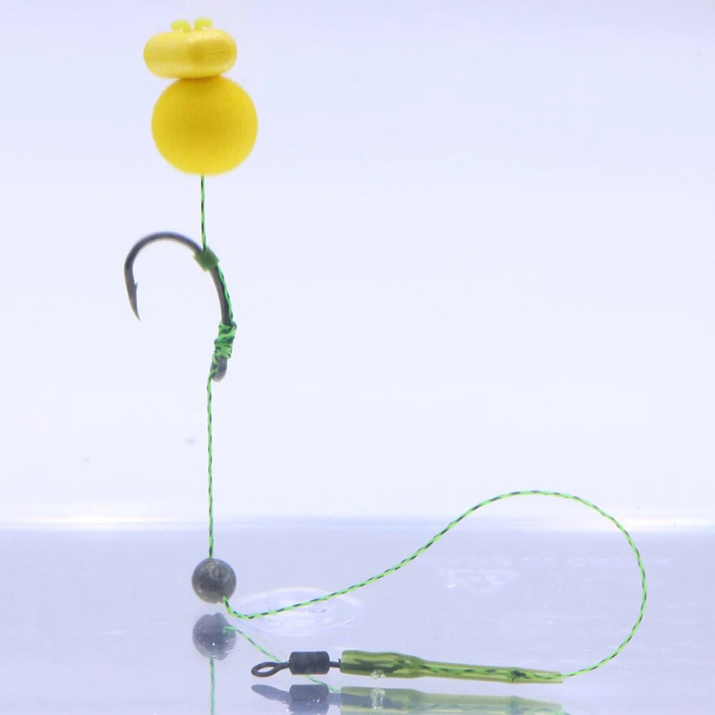 6 vnt. Karpių žvejybos reikmenys Plaukų įtaisai su spygliuotu meškeriojimo kabliu Paruošta surišta karpinio valas kabliukas, skirtas karpių kailiams žvejybos reikmenims