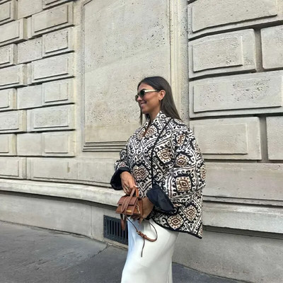 Atvarte marginta trumpa medvilninė striukė, moteriška ilgomis rankovėmis, šilta kišenine megztiniu, stora rudens žiemos mada moteriški gatvės viršutiniai drabužiai