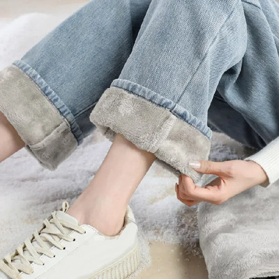 Ziemas silti džinsi Sieviešu korejiešu brīvi biezi plus samta džinsi ar augstu vidukli ar platām kājām bikses Y2k ikdienas taisnas vilnas džinsa bikses