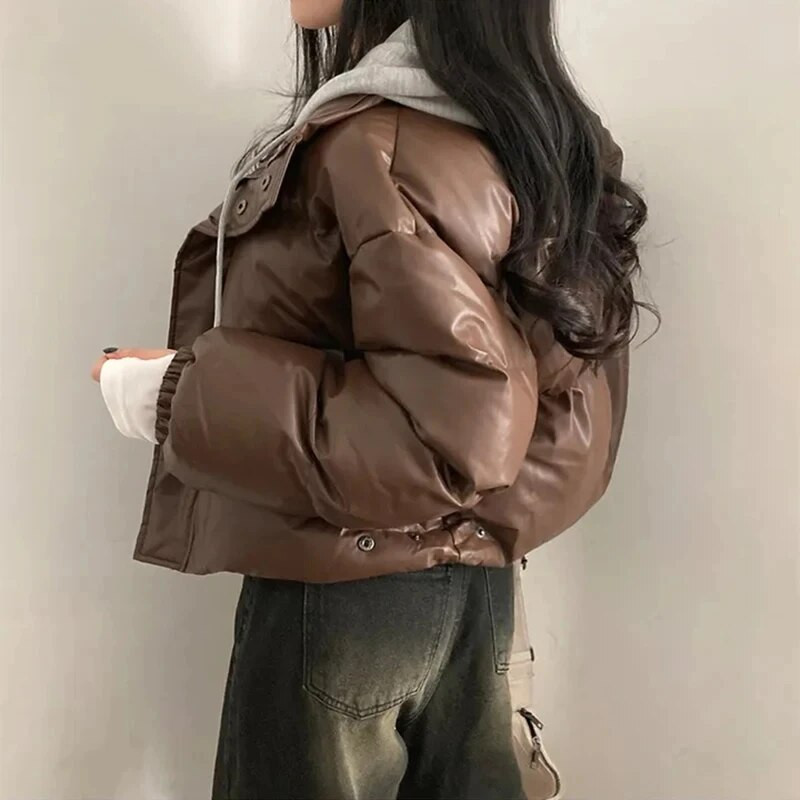 Nahast polsterdatud naiste külm paks lühike mantli aluskrae 2023. aasta talvine soliidne lahtine tõmblukuga nupp Naiste soe jope tänavariided
