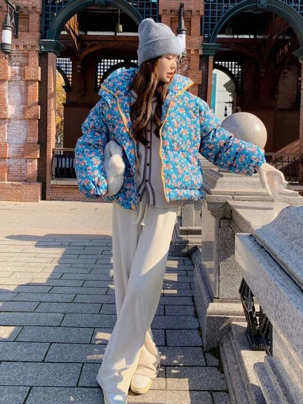 Lilletrükis Vintage Parkas Naiste talv 2023 Uus saabumine Paksud soojad ülerõivad Mantlid Naiste vaba vabaaja jakid