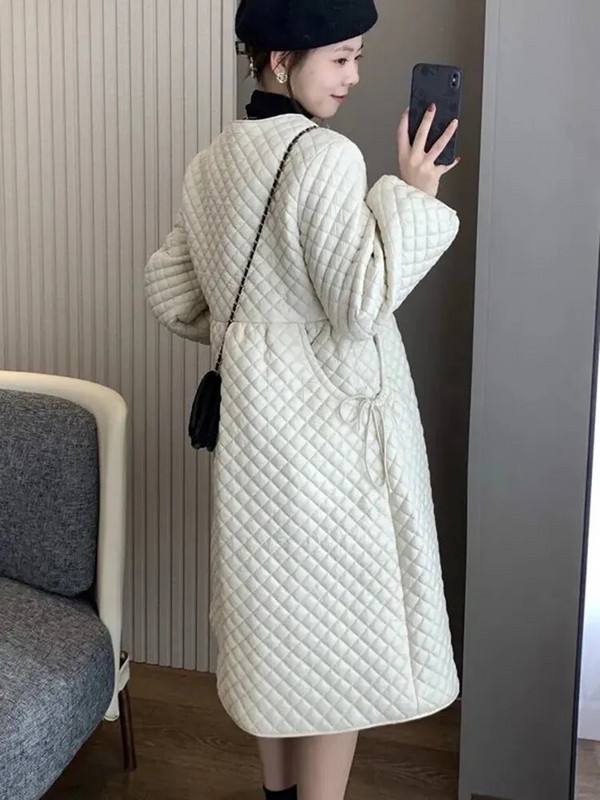 Didelio dydžio lengvas ilgas pūkinis paltas Korėjietiškos plonos pūkinės striukės Argyle Plaid Casacos Para Baixo Šiltai baltas Jaqueta Puffer
