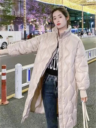 Pūkinis medvilninis paltas, moteriškas juodas deimantinis pledas, ilgas laisvas stovimas apykakle, šilta striukė 2023 m. rudens žiema nauja madinga laisvalaikio apranga