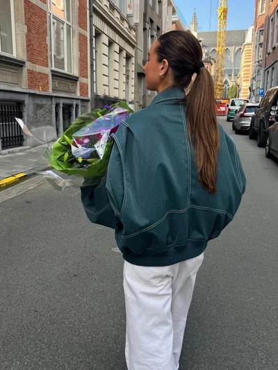 Ženski kožni skraćeni kaput s crvenim reverima i patentnim zatvaračem Jesenska ležerna jakna dugih rukava s krpicama Zimska moda 2023. Nova uredska ulična odjeća