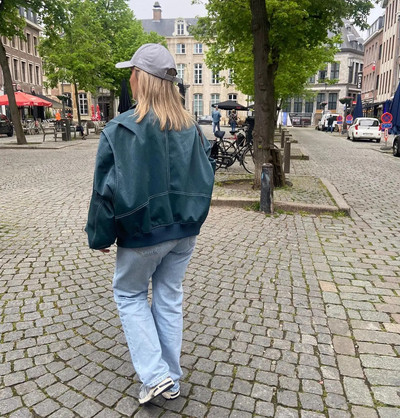 Naiste punase revääriga tõmblukuga nahast kärbitud mantel vabaaja pikkade varrukatega lapiline taskujakk 2023. aasta sügismood, uued naiste tänavarõivad