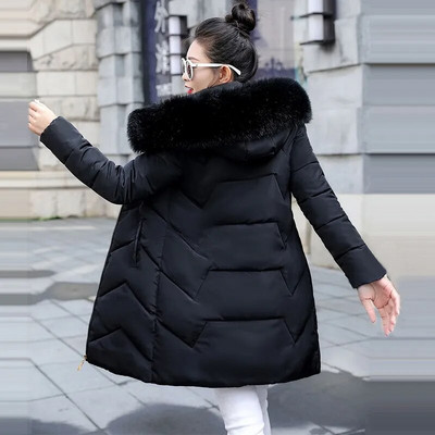 Big Fur 2023 Ново европейско модно черно дамско яке Голям размер 7XL Дамски парки Дамско топло зимно палто с качулка Дамско връхно облекло