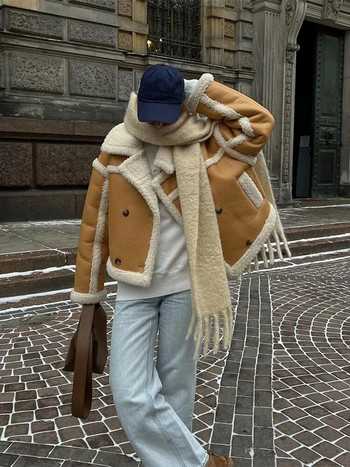Συνονθύλευμα Pu Δερμάτινα αρνιά, μαλλί γούνα, κομμένο γυναικείο τζάκετ με πέτο, Παχύ ζεστό κοντό παλτό 2023 Φθινόπωρο, Χειμώνας Γυναικεία ρούχα