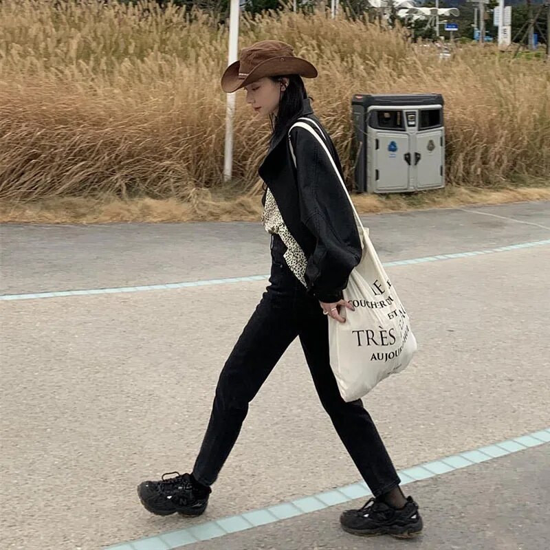 Mustad sirged teksapüksid naiste kõrge vöökohaga lahtised vabaaja püksid sügistalv retro laia säärega kärbitud püksid