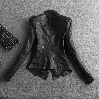 2023 Ново модно тънко дамско мотоциклетно кожено диво късо дамско кожено яке Палто за свободното време Женско черно дамско облекло