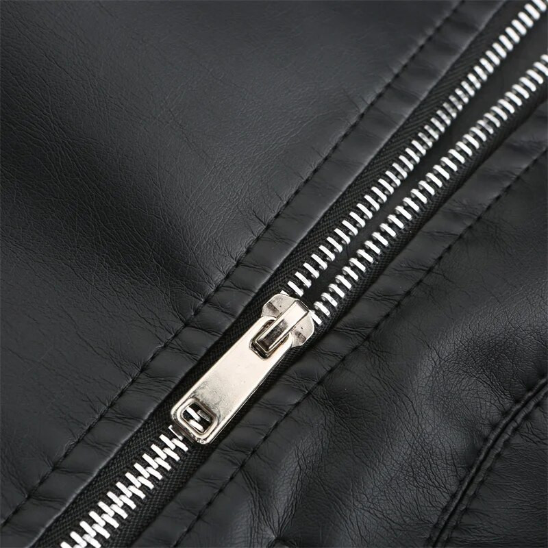 Nauja pavasario moteriška dirbtinės odos striukė, dviratininkė, raudona balta paltai, apykaklė PU motociklininkams, juodi viršutiniai drabužiai