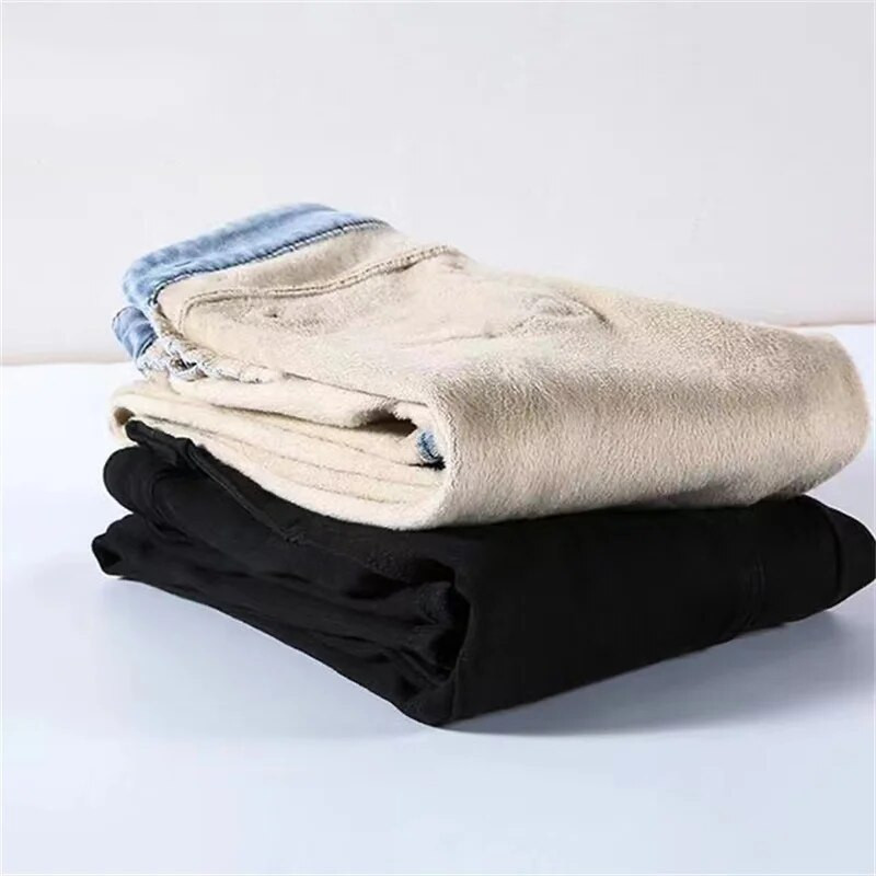 Moodsad talvesoojad teksad naiste kõrge vöökohaga pluss sametpunased püksid, paksud pehmed Vaqueros Korea disainiga kitsad teksapüksid