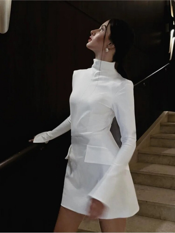 Stiilne punane naiste taskutega minikleit Elegantne kilpkaelusega pikkade varrukatega õhukesed kleidid 2023. aasta daamile Solid Bodycon A-kujuline rüü