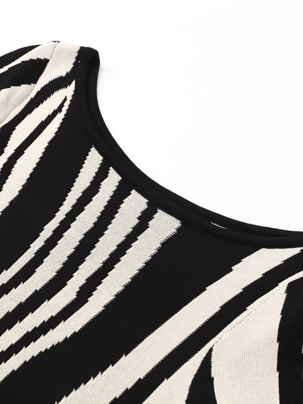 Pavasara sieviešu strīpaina trikotāžas lielkleita Eleganta O veida kakla izgriezuma garās piedurknes Bodycon kleita Sieviešu modes Streetwear ballīšu kleitas