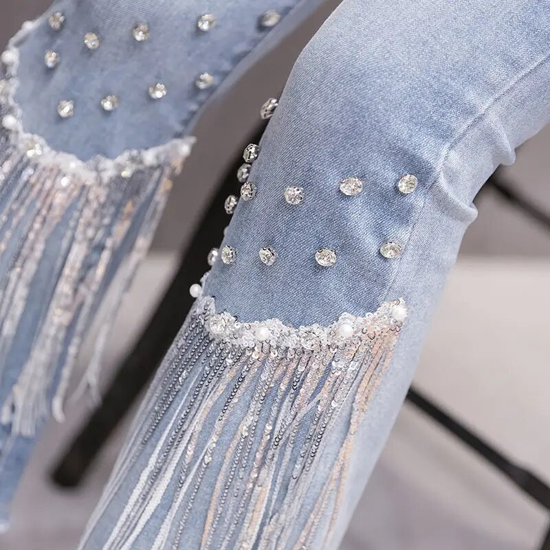 Traperice teške industrije s resicama Ženske proljeće i ljeto Nove lepršave hlače Ženske uske hlače visokog struka Capri s perlama za nokte s resicama