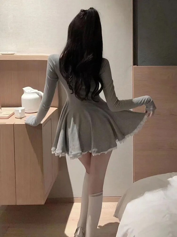 QWEEKi seksikas must pitskleit Naiste Bodycon Wrap Slim Party Mini lühikesed kleidid Õhtumood 2022 pikkade varrukatega komplektid