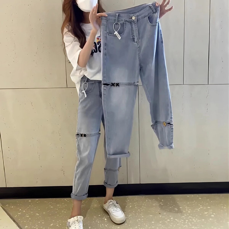 2023 m. Šiek tiek apkūnus dėvėjimas su per dideliais aptemptais džinsais, vaikiškomis Harlan tėčio kelnėmis, aukštu juosmeniu, vasariškai plonu stiliumi