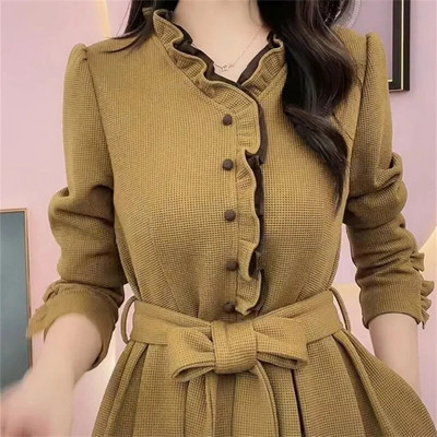 Suknelė 2022 m. rudenį ir žiemą Nauja aukštos kokybės medinis grybo nėrinių sijonas ilgomis rankovėmis plonu juosmeniu V formos kaklo suknelė Elegantiška vintažinė suknelė