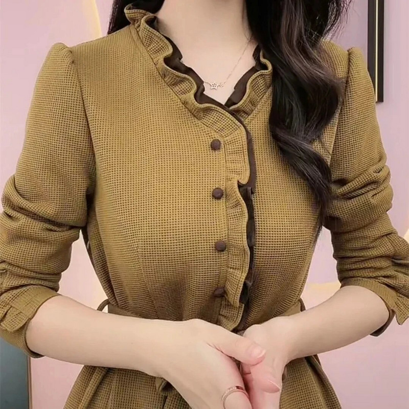 Suknelė 2022 m. rudenį ir žiemą Nauja aukštos kokybės medinis grybo nėrinių sijonas ilgomis rankovėmis plonu juosmeniu V formos kaklo suknelė Elegantiška vintažinė suknelė