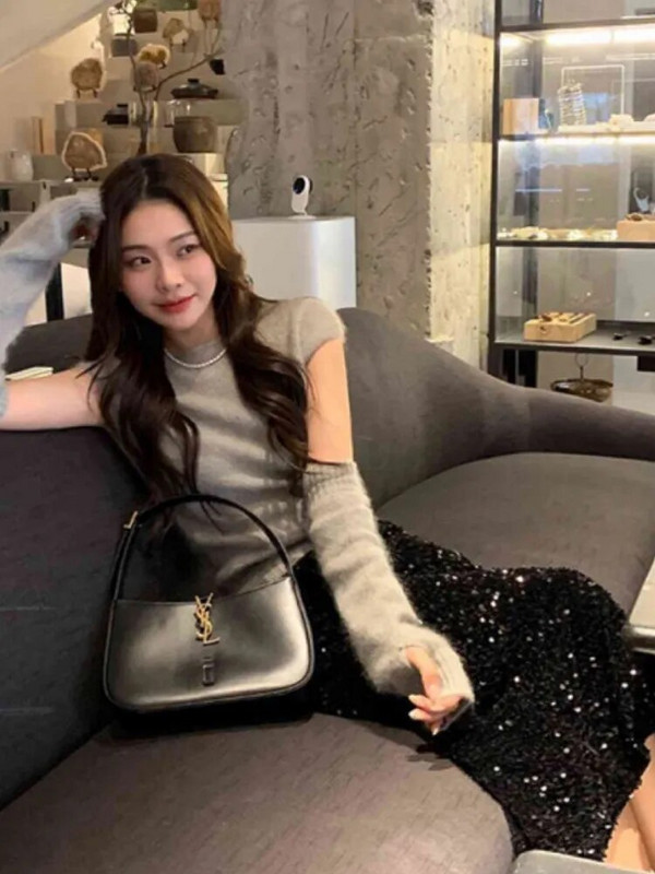 Moteriški sijonai rudeniniu aukštu juosmeniu Vidutinio dydžio blizgučiai Elegantiški korėjietiški nugaros išpjova A formos laisvi laisvalaikio, paprasti, tinkantys Faldas Largas