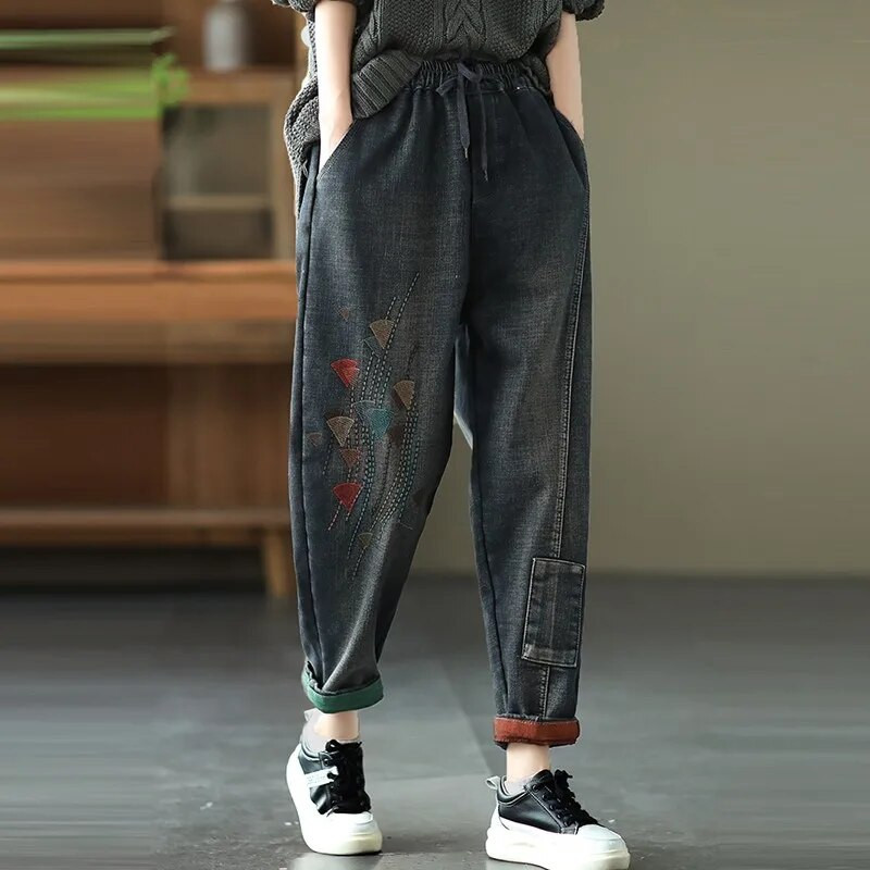 Naiste vabaaja teksad poiss-sõbrale Uued 2022. aasta kevadised korea stiilis tänavarõivad, vintage tikandid, naiste pahkluuni ulatuvad teksapüksid B1566